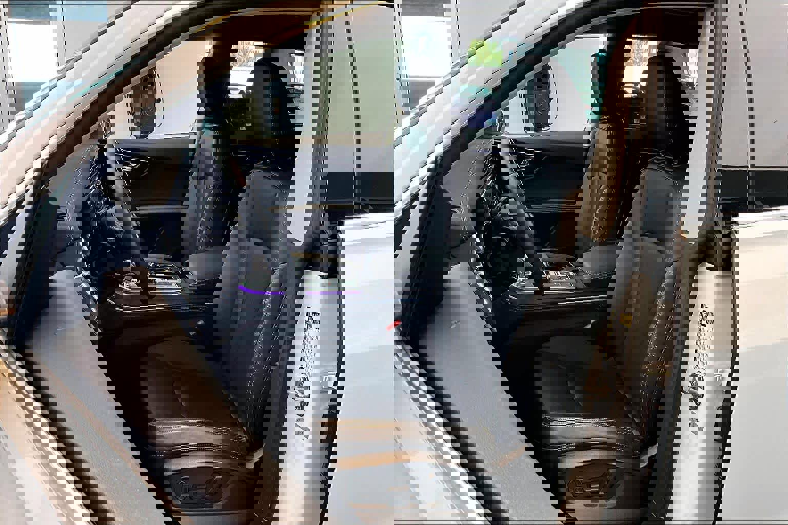 Used 2023 Audi Q8 Premium Plus w/ Premium Plus Package image 8