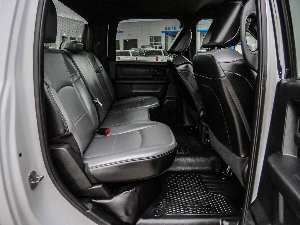 Used 2024 RAM 2500 Tradesman w/ Chrome Appearance Group image 20