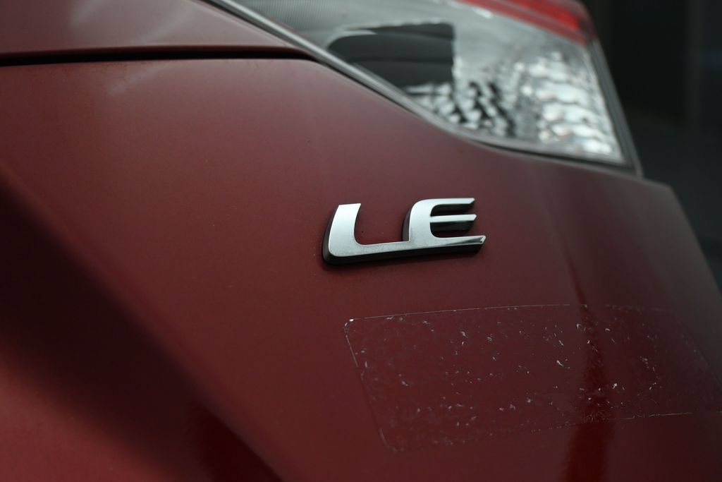 Used 2022 Toyota Corolla LE FWD image 30