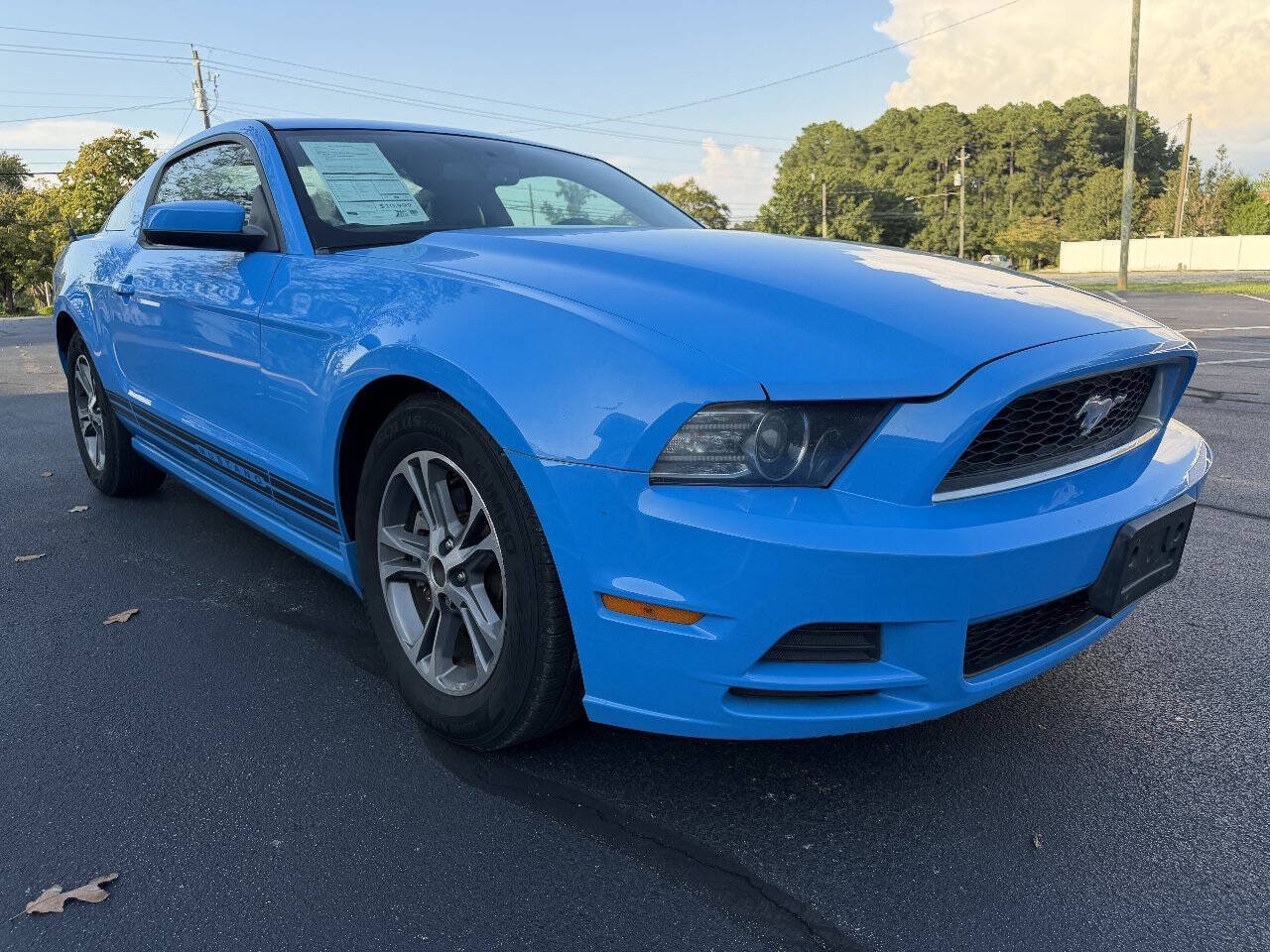 Used 2014 Ford Mustang Premium RWD image 4