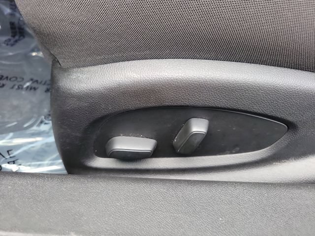 Used 2023 Chevrolet Camaro LT RWD image 17