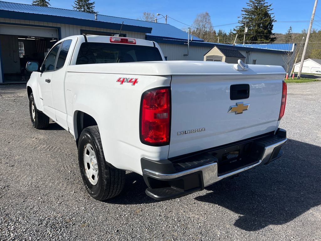 Used 2015 Chevrolet Colorado W/T AWD/4WD image 8