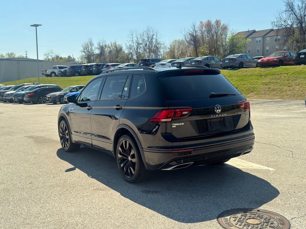 Used 2021 Volkswagen Tiguan SE image 17