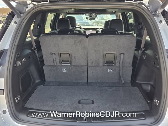 New 2026 Jeep Grand Cherokee L Limited RWD image 12