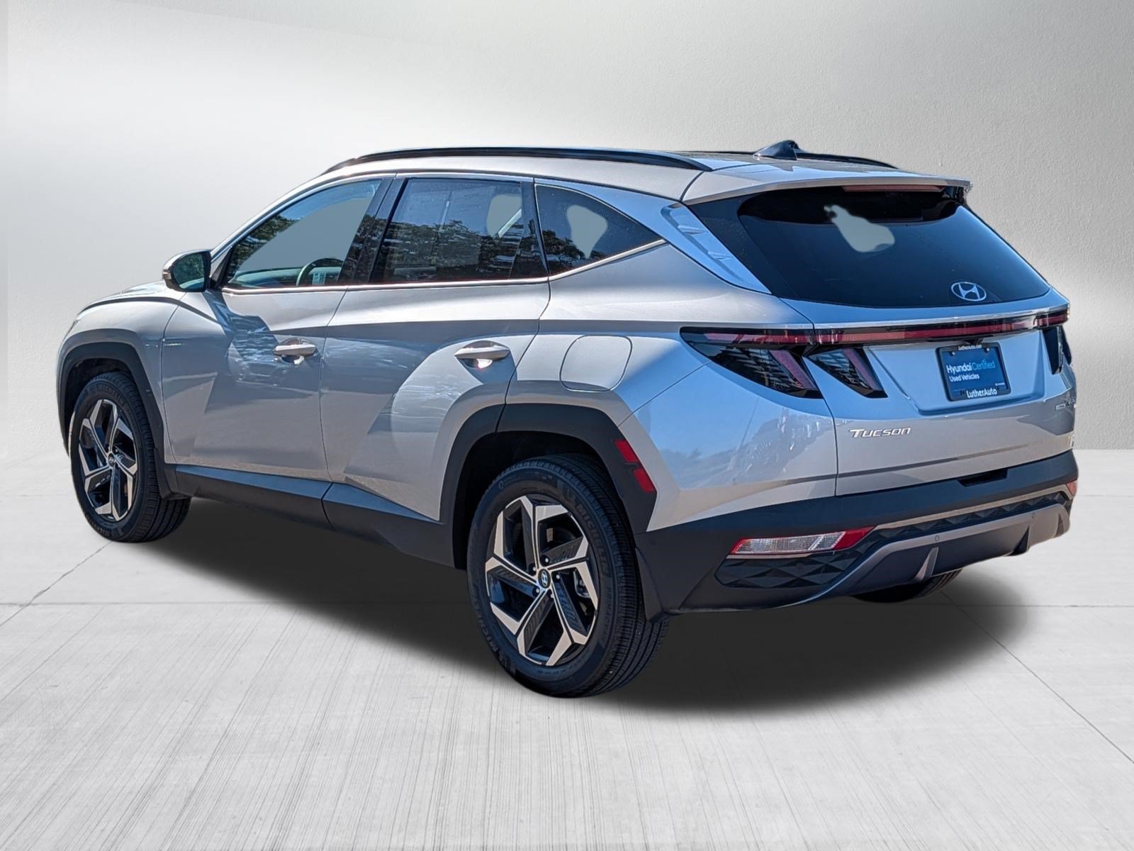 Certified 2024 Hyundai Tucson Limited AWD/4WD image 5