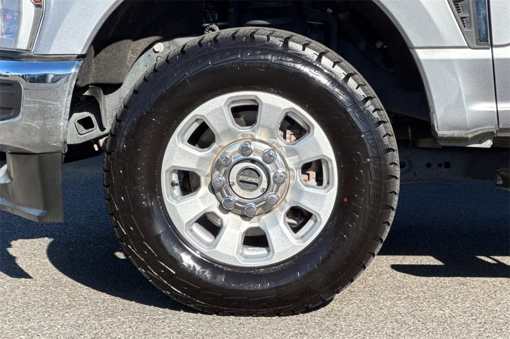 Used 2024 Ford F250 XLT image 30