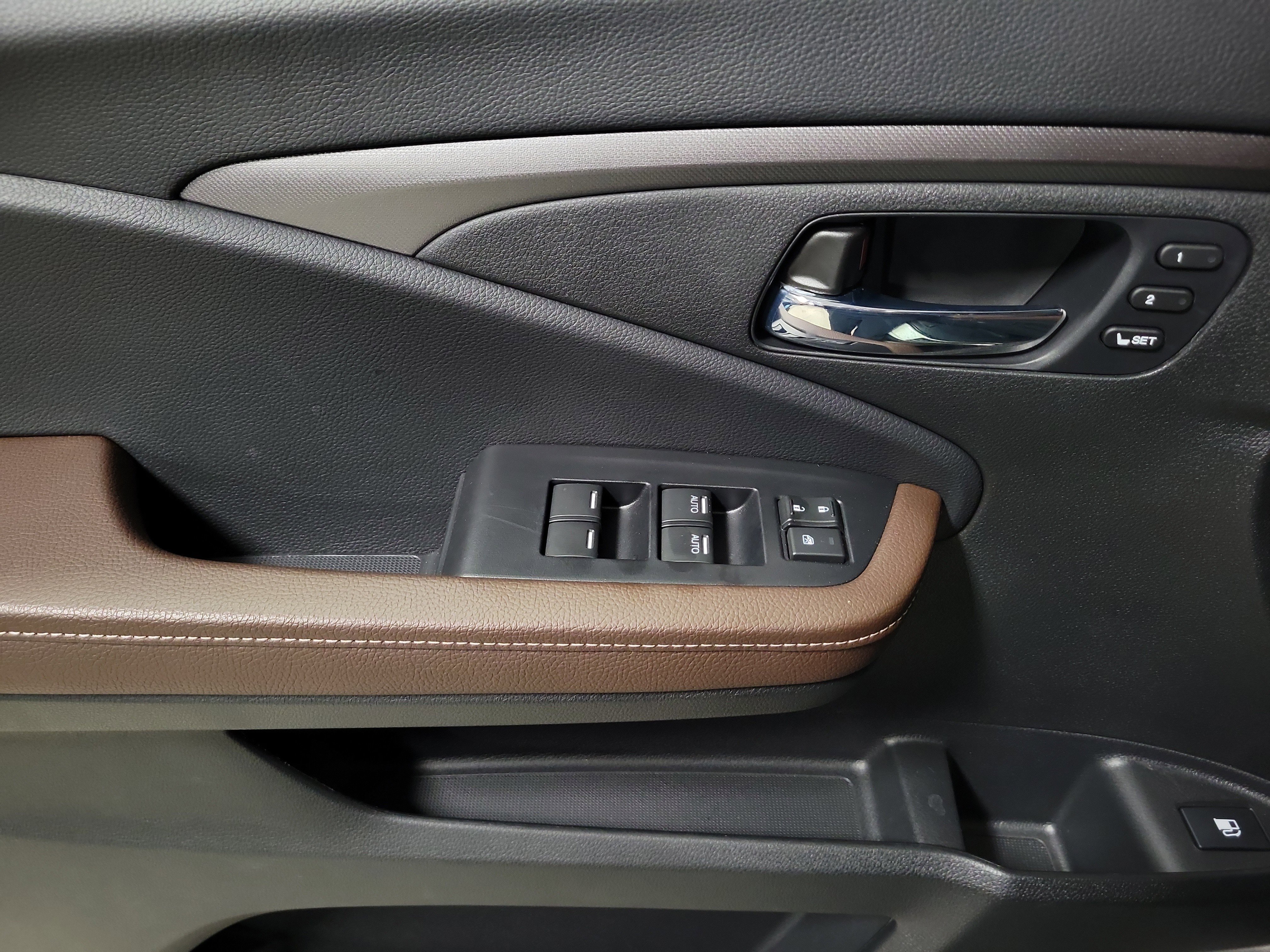 Certified 2025 Honda Ridgeline RTL image 21