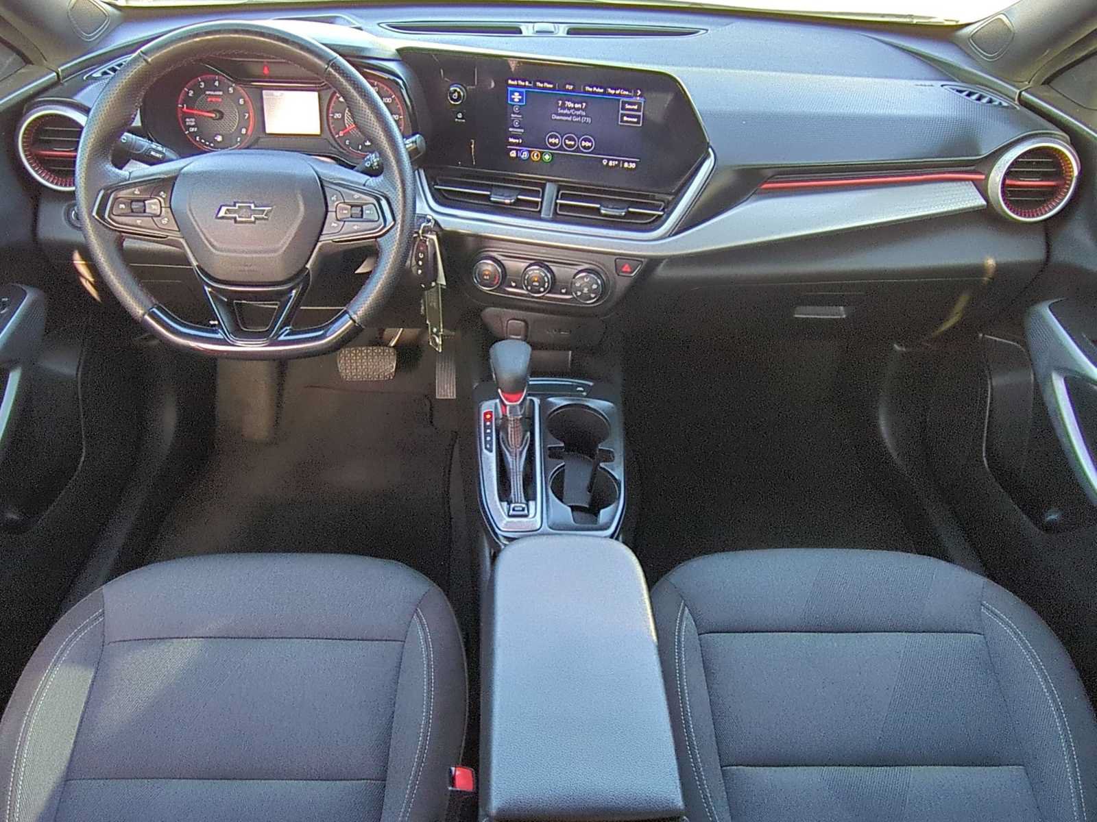 Used 2025 Chevrolet Trax RS w/ Driver Confidence Package FWD image 18