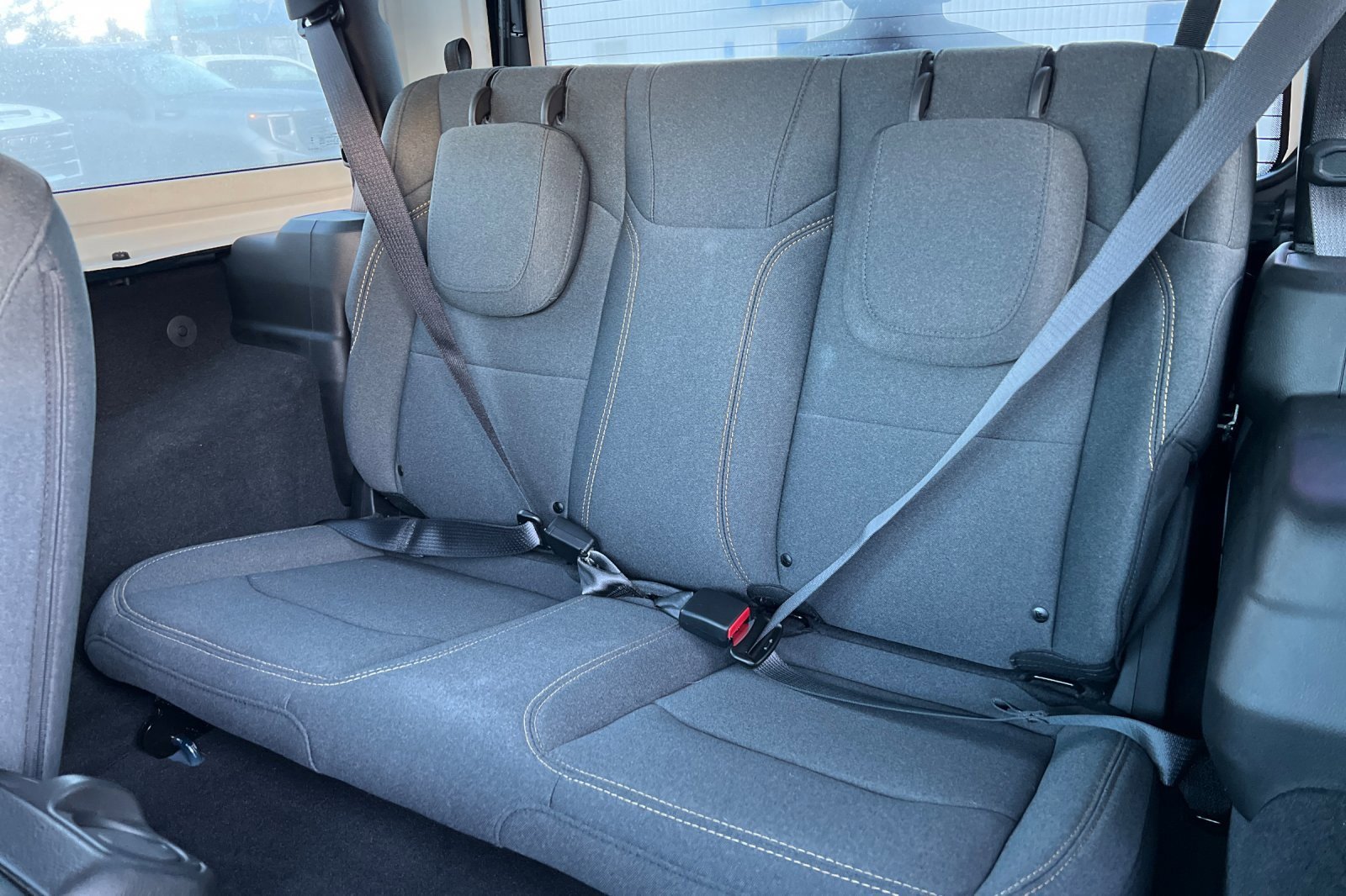 Used 2025 Jeep Wrangler Sport image 9