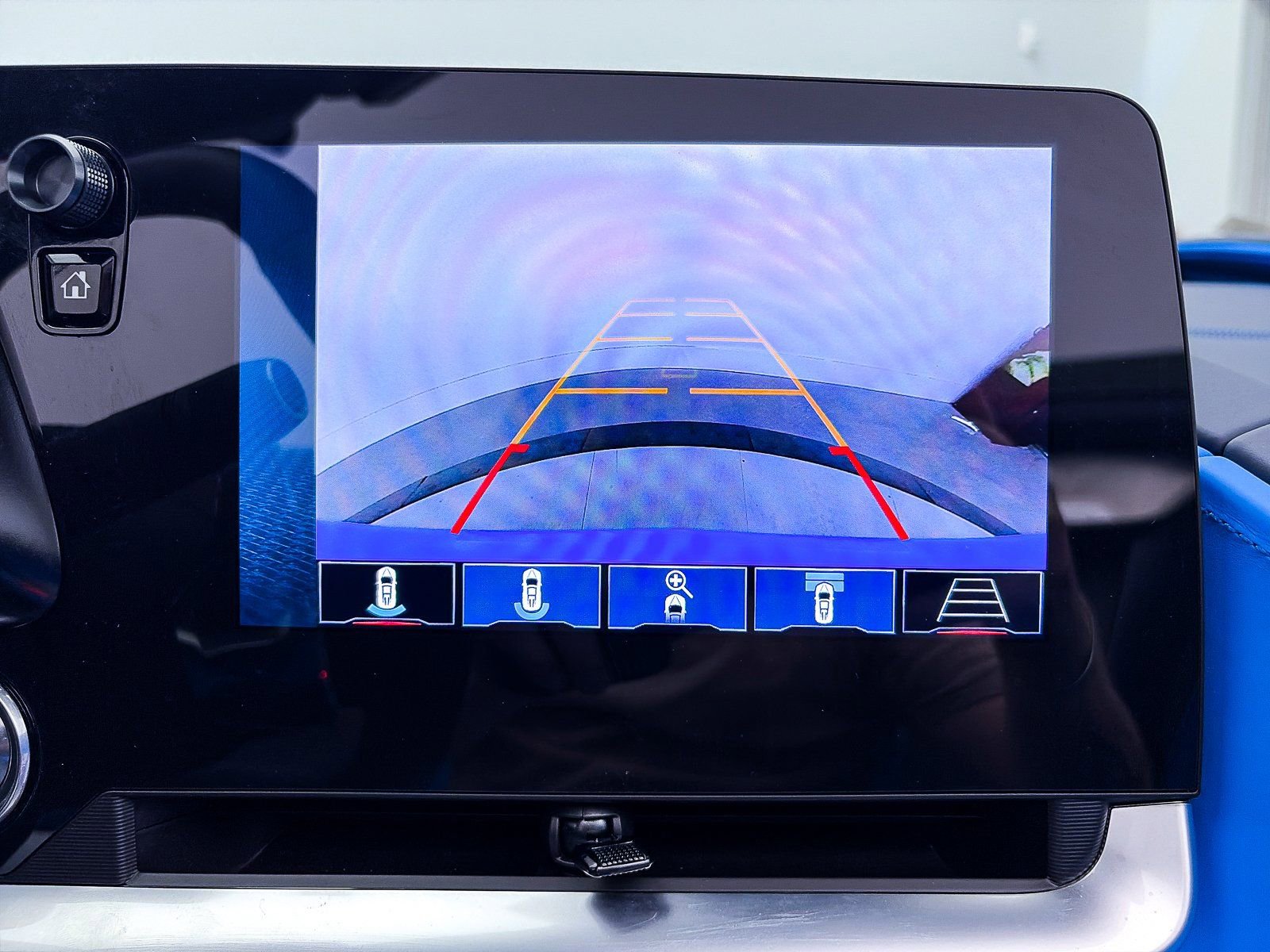 Used 2024 Chevrolet Corvette Stingray Premium Conv w/ Battery Protection Package image 8