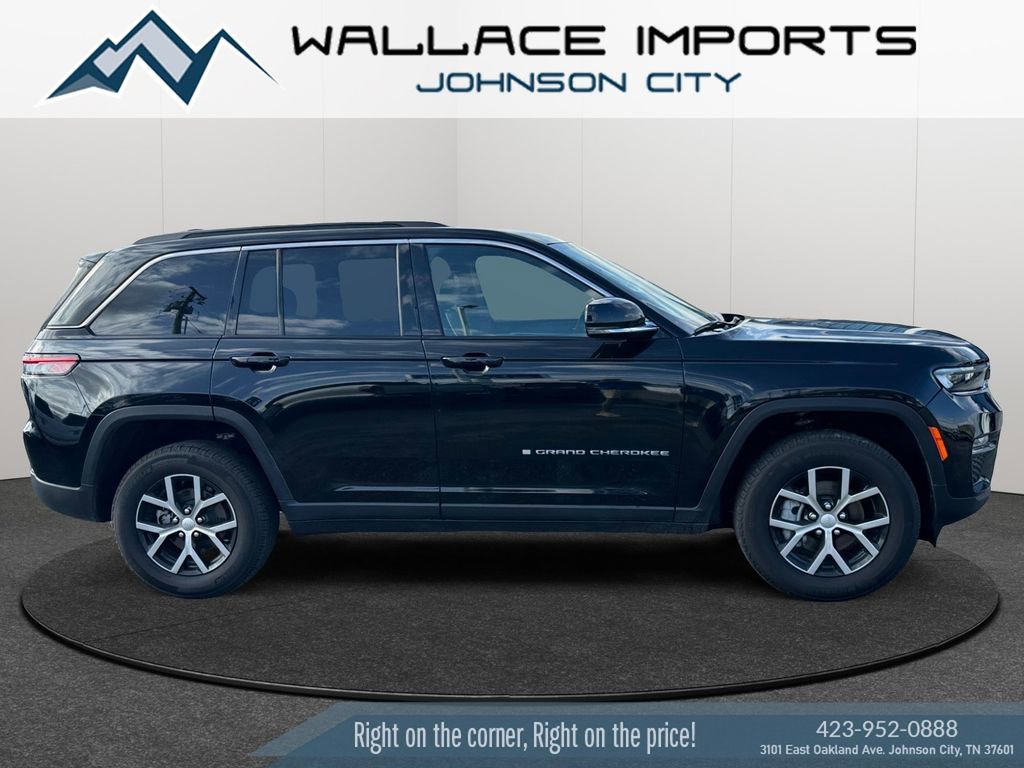 Used 2024 Jeep Grand Cherokee Limited AWD/4WD image 6