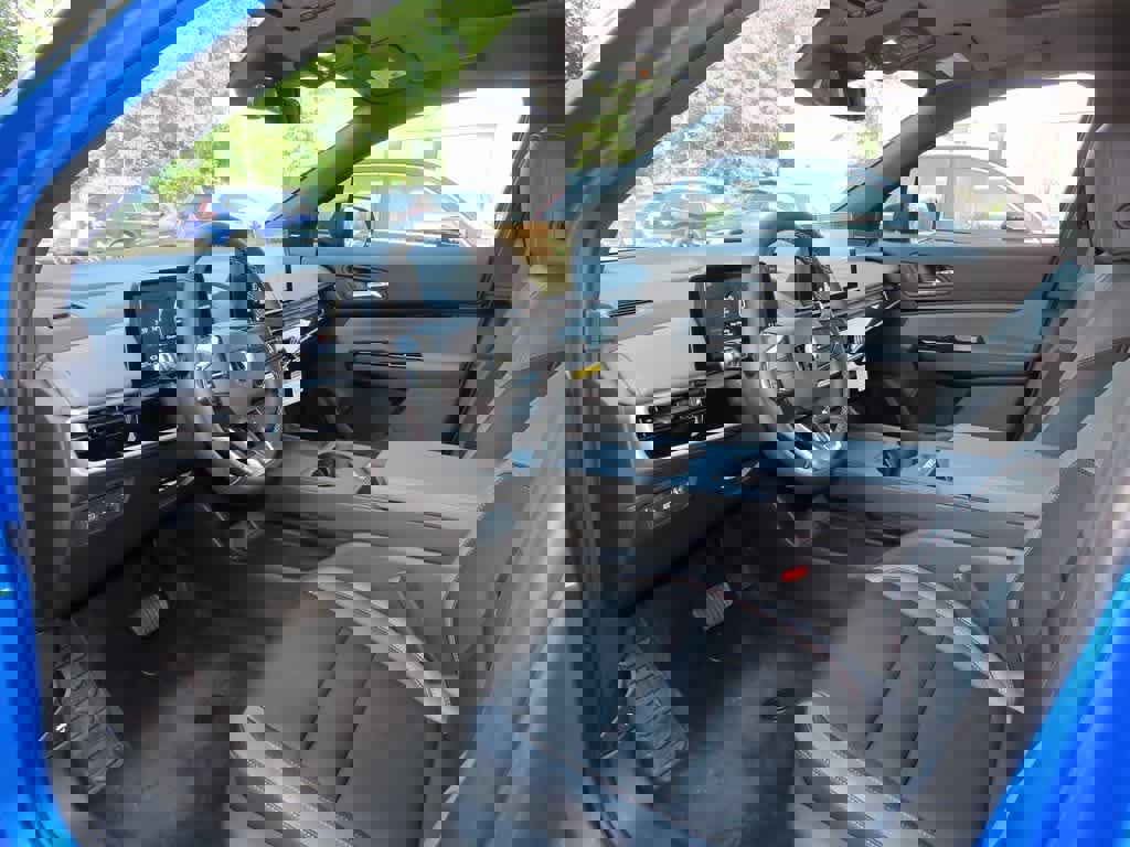 New 2026 Honda Prologue Touring image 2