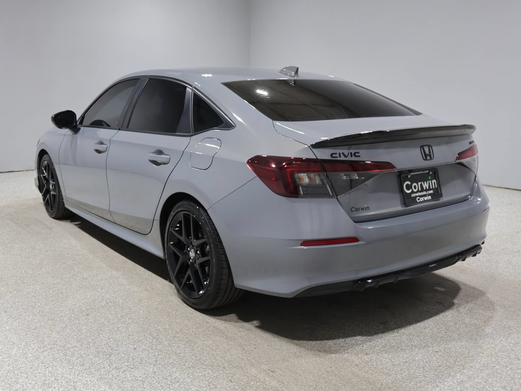 Used 2025 Honda Civic Sport image 5