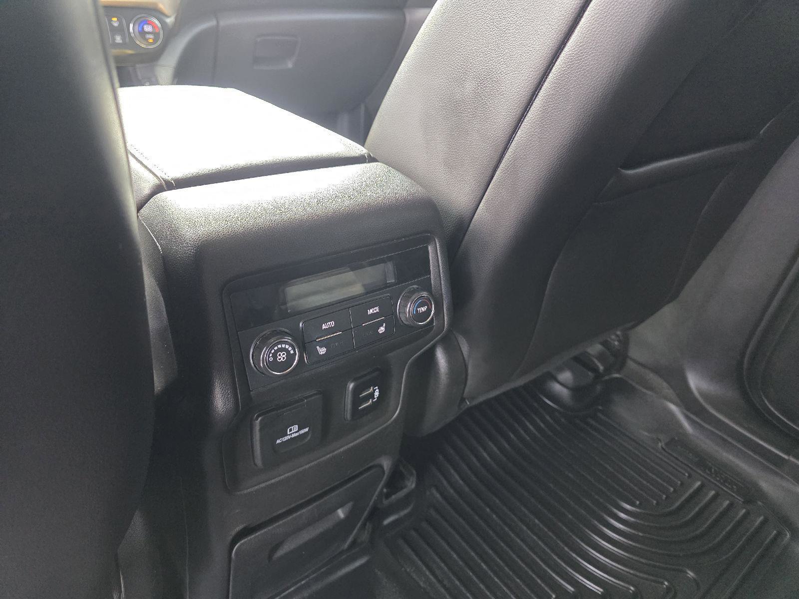 Used 2018 GMC Acadia Denali AWD/4WD image 16
