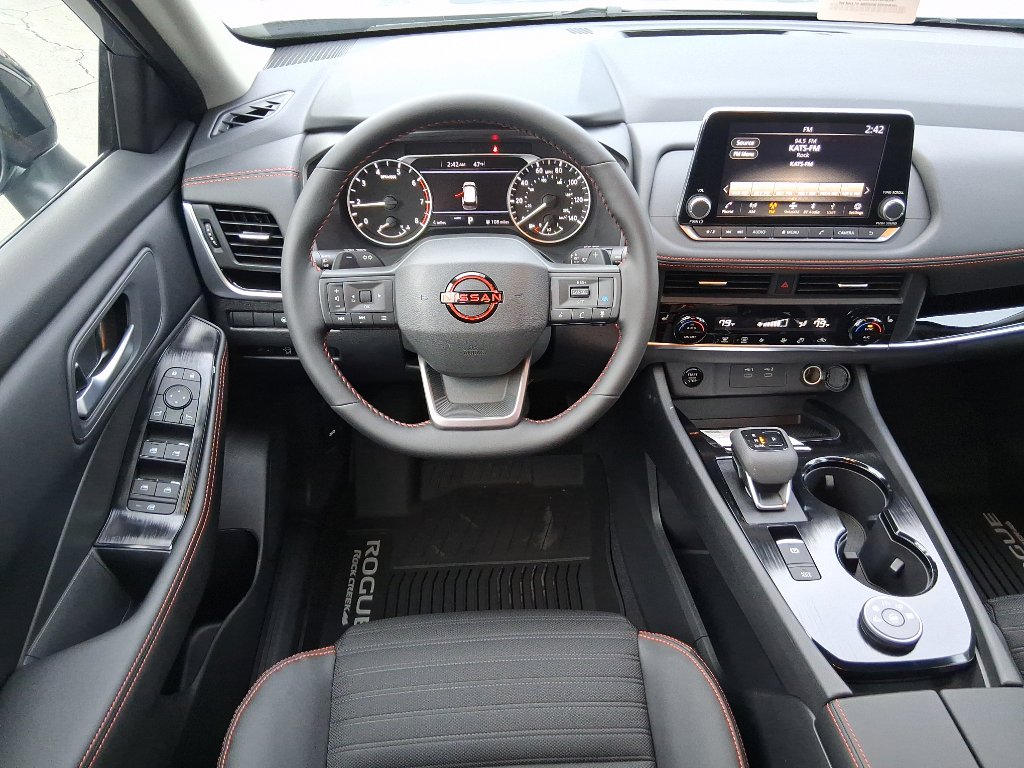 New 2026 Nissan Rogue SV image 9