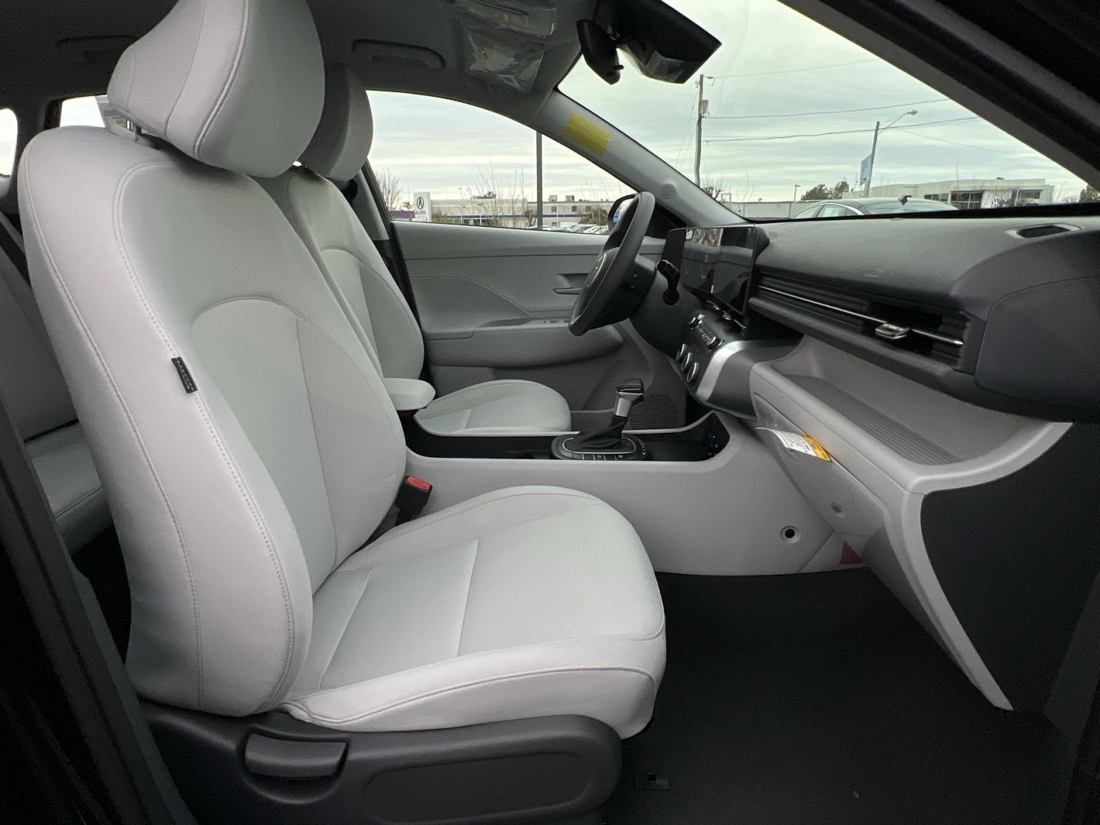 New 2026 Hyundai Kona SE image 25