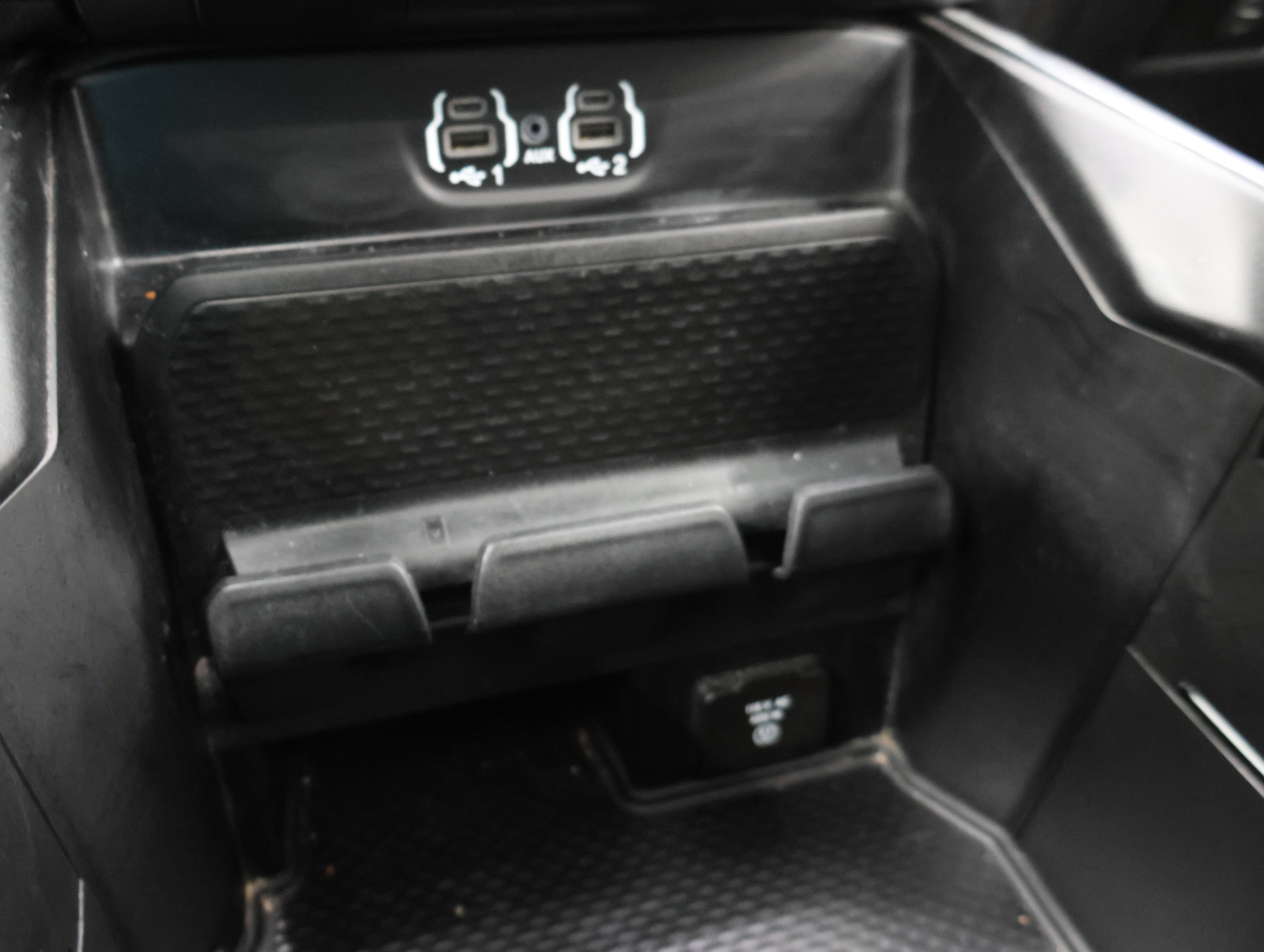 Used 2022 RAM 2500 Laramie w/ Night Edition AWD/4WD image 46