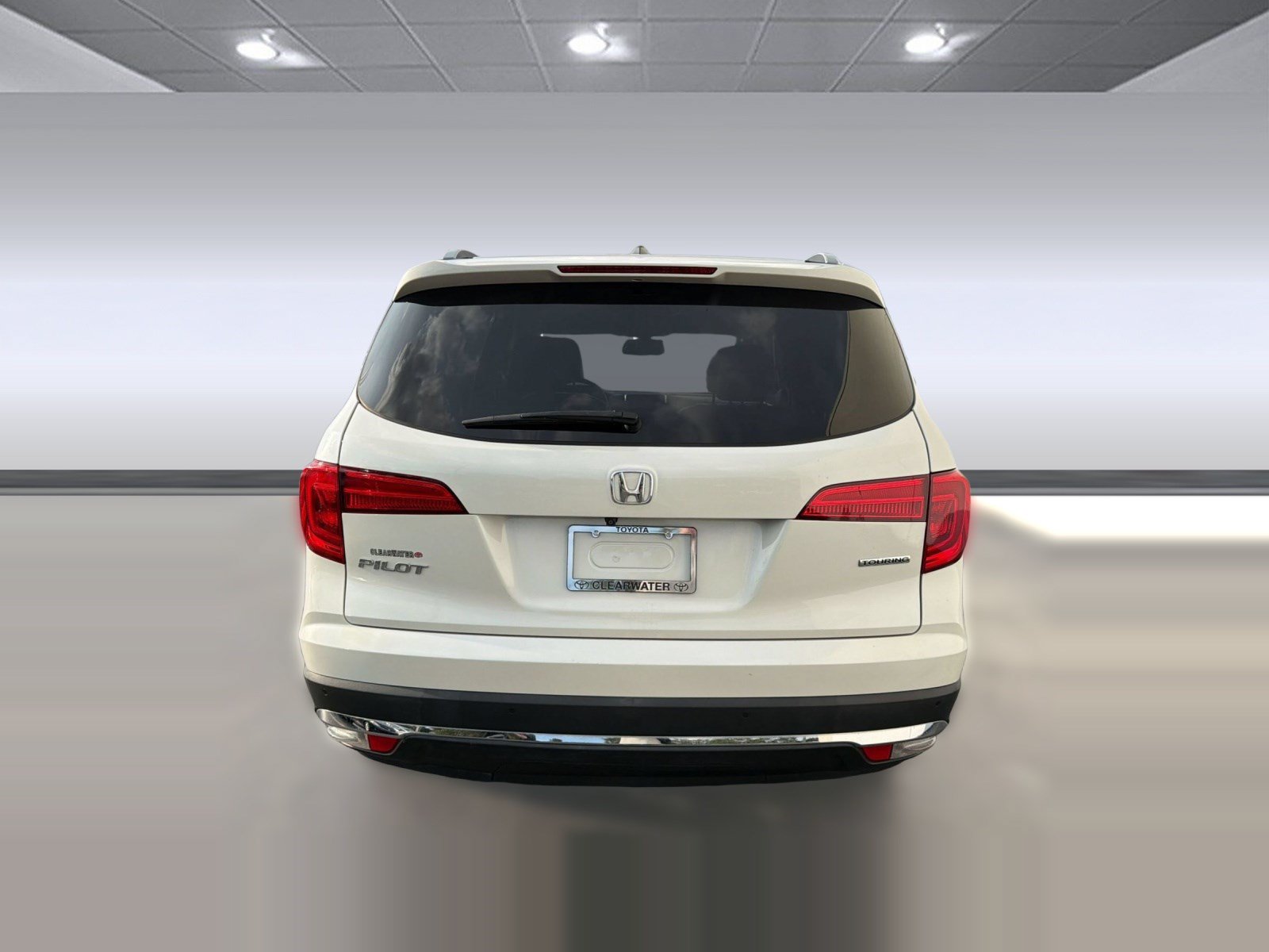 Used 2018 Honda Pilot Touring image 10