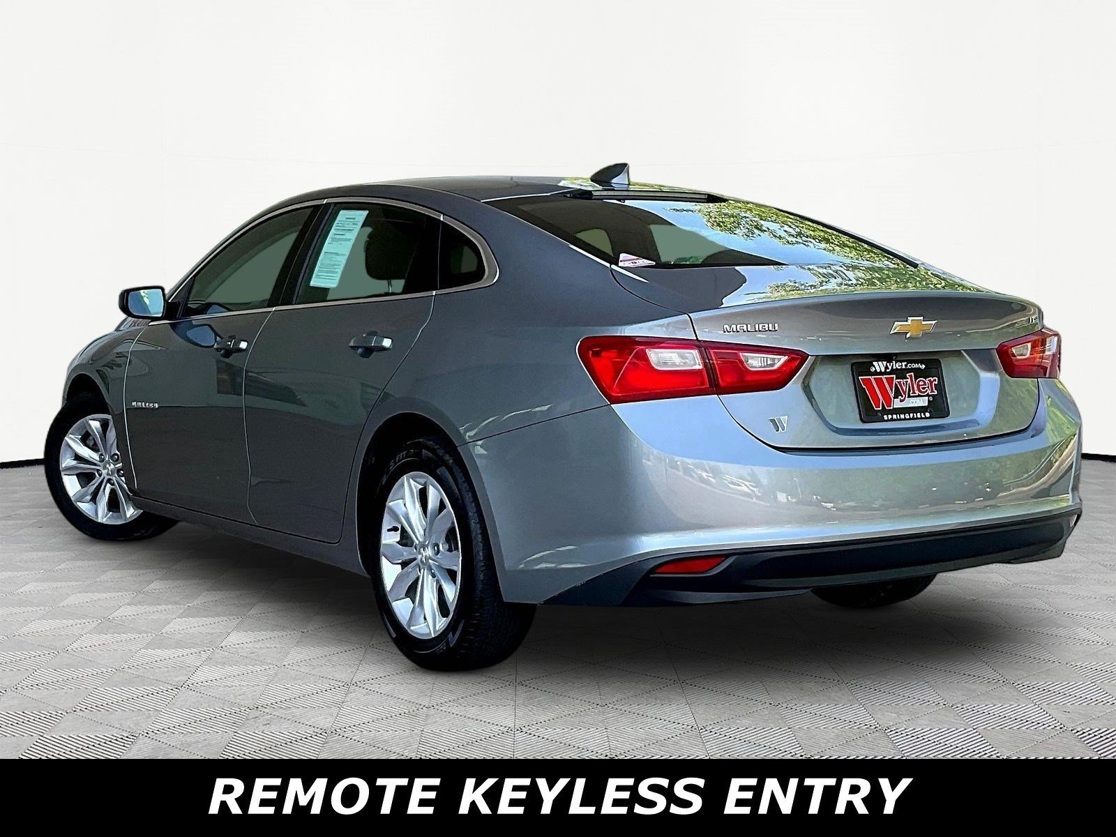 Used 2023 Chevrolet Malibu LT FWD image 5