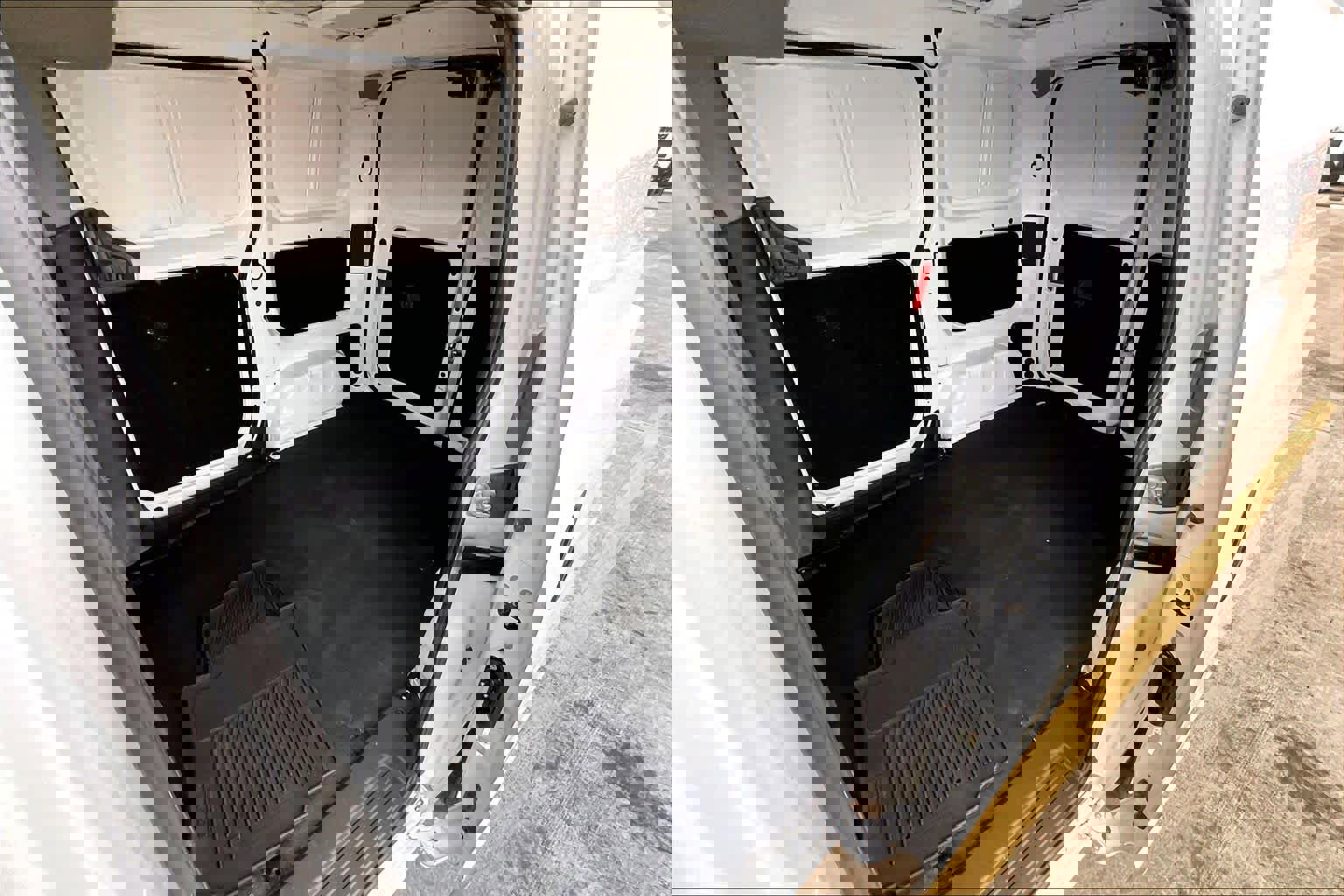 Used 2021 Nissan NV200 SV image 19