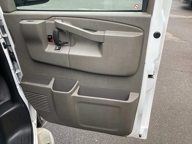 Used 2022 GMC Savana 2500 w/ Driver Convenience Package RWD image 34