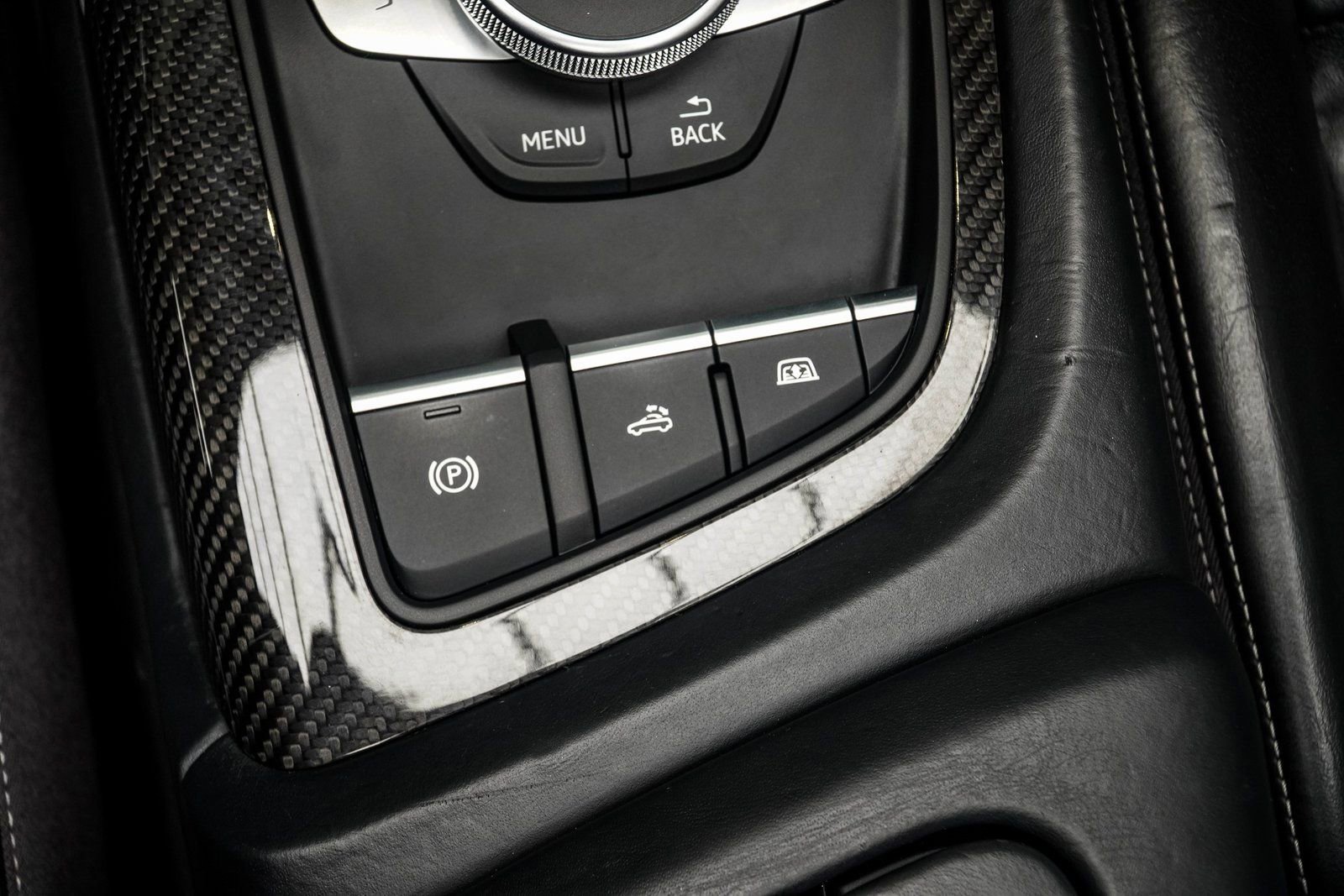 Used 2017 Audi R8 V10 w/ Carbon Exterior Package image 30