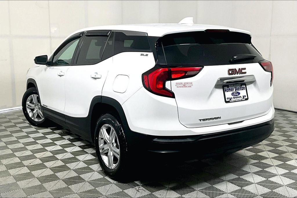 Used 2018 GMC Terrain SLE image 11