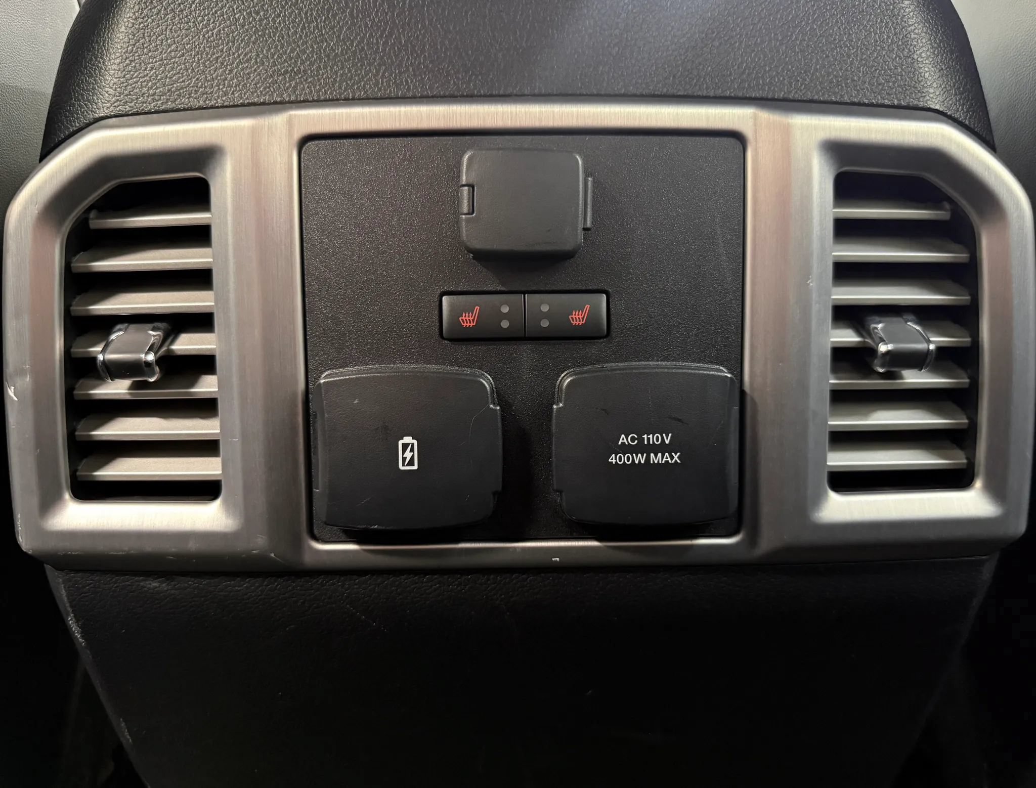 Used 2019 Ford F150 Platinum w/ Equipment Group 701A Luxury AWD/4WD image 18