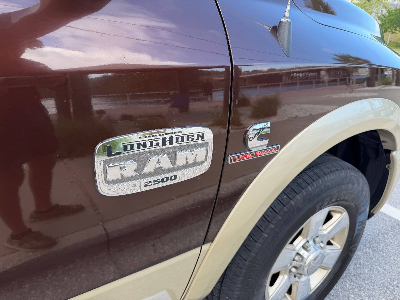 Used 2015 RAM 2500 Longhorn RWD image 21