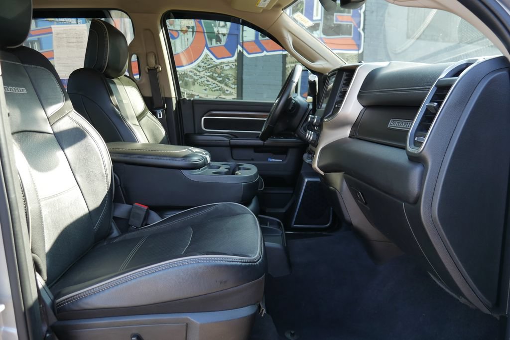 Used 2022 RAM 2500 Laramie AWD/4WD image 8