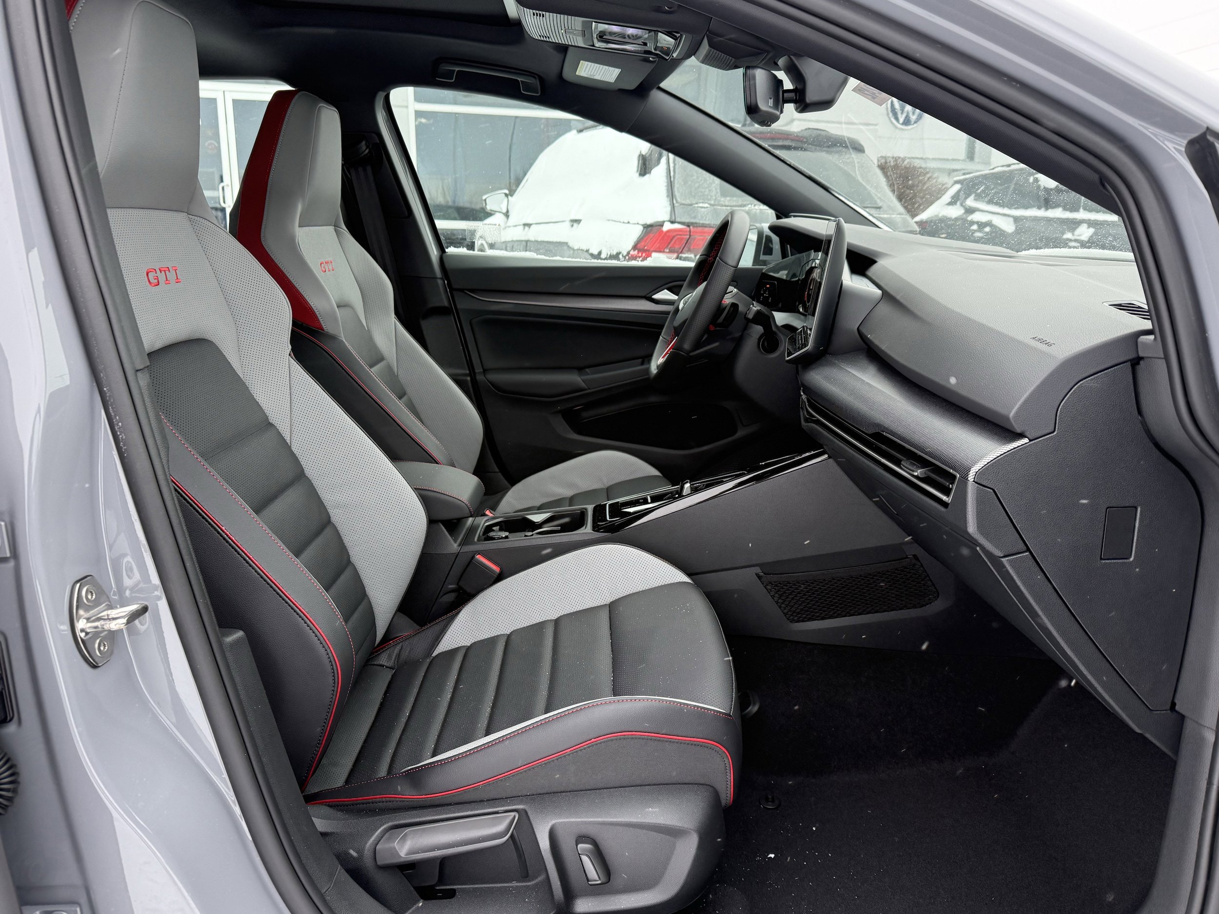 New 2026 Volkswagen GTI SE image 5