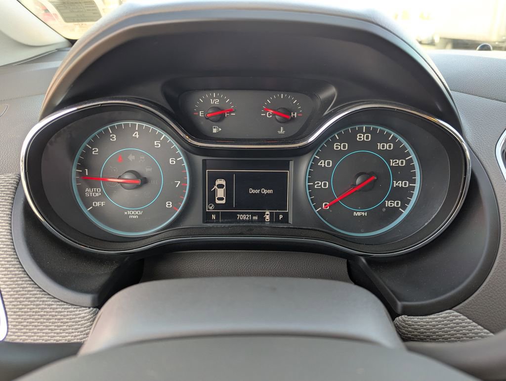 Used 2018 Chevrolet Cruze LS FWD image 18