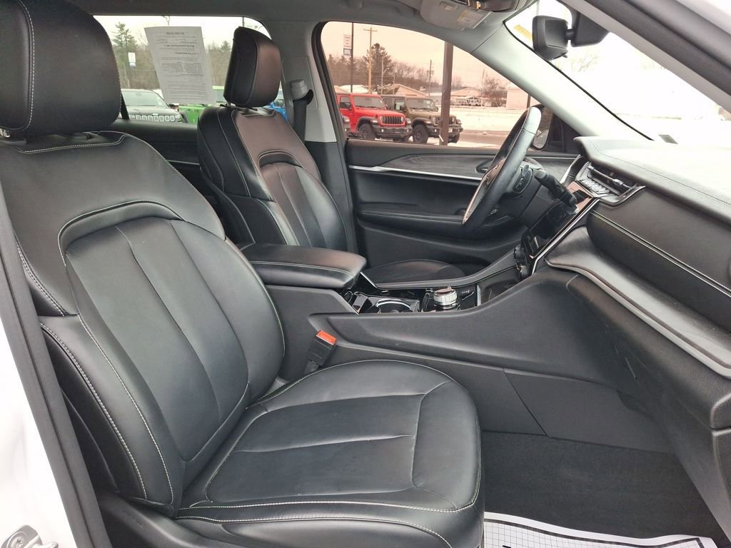 Used 2021 Jeep Grand Cherokee L Limited image 13