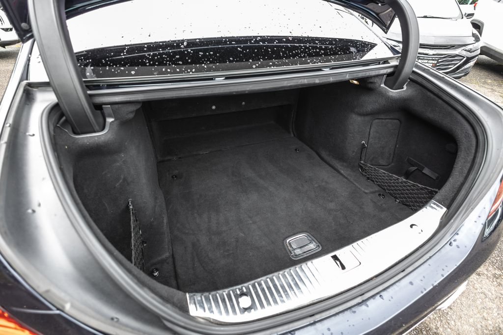 Used 2020 Mercedes-Benz S 560 Sedan image 36