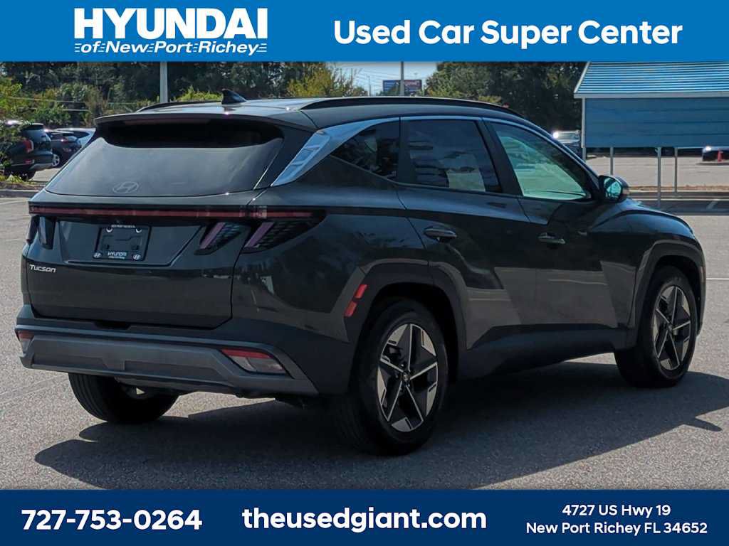 Certified 2025 Hyundai Tucson SEL FWD image 5