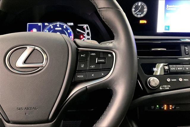 Used 2024 Lexus ES 350 w/ Premium Package image 27