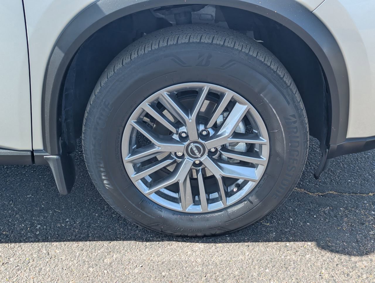 Certified 2024 Nissan Rogue S image 10