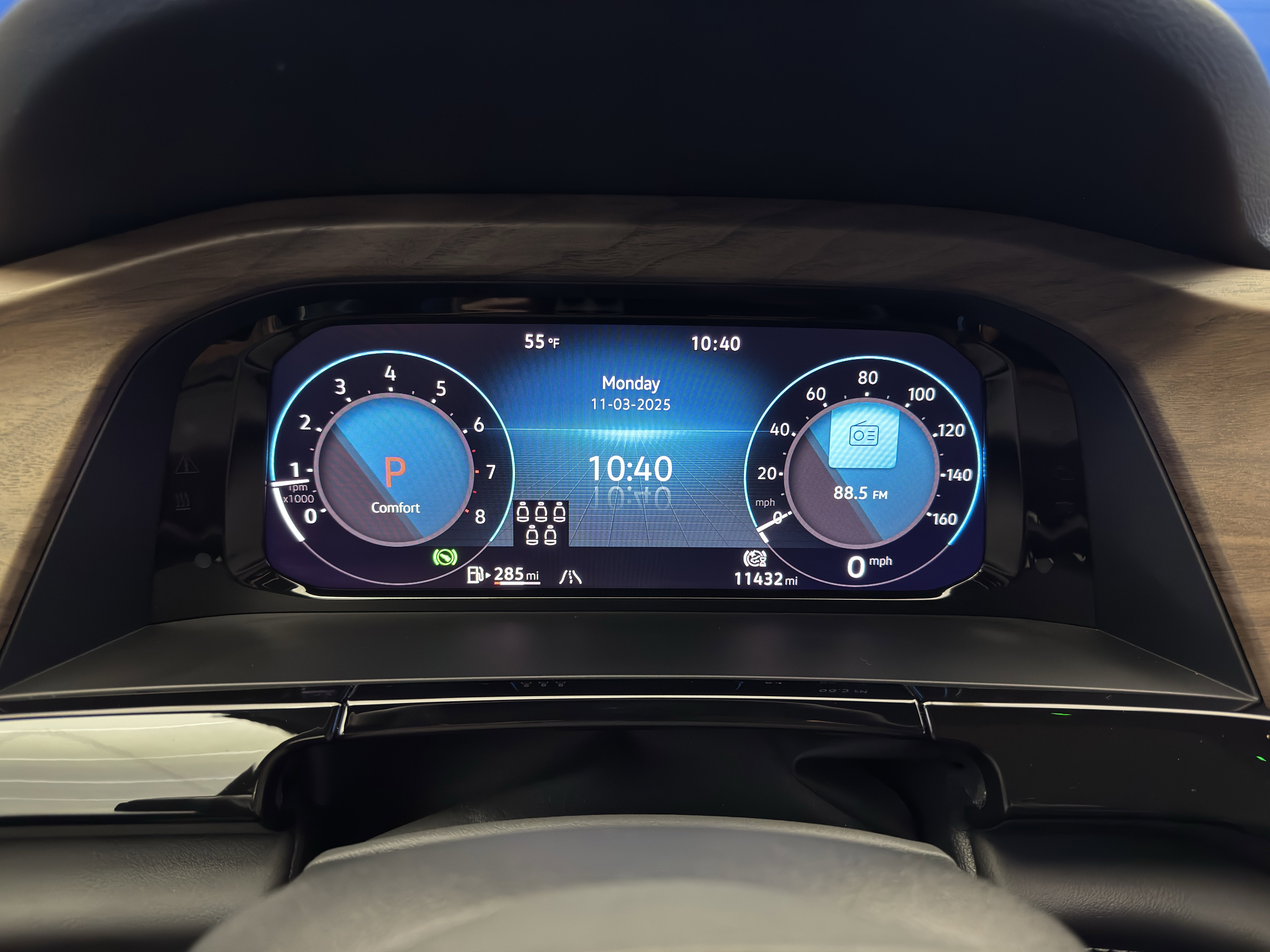 Certified 2025 Volkswagen Atlas SE w/ Panoramic Sunroof Package image 18