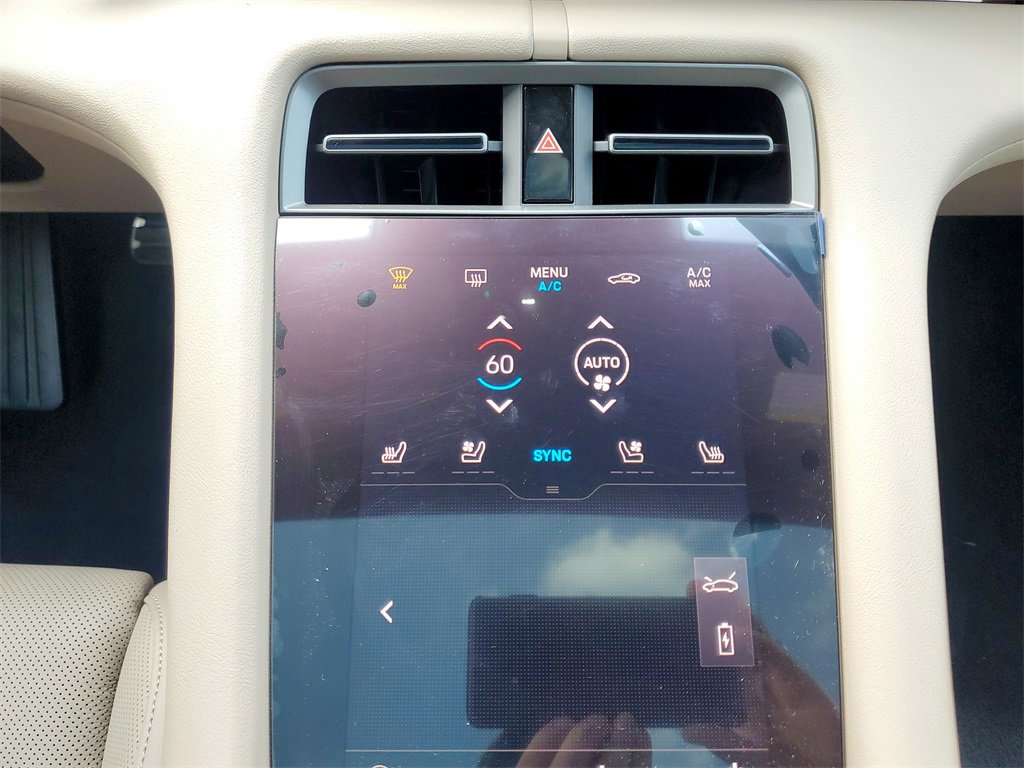 New 2025 Porsche Taycan image 14