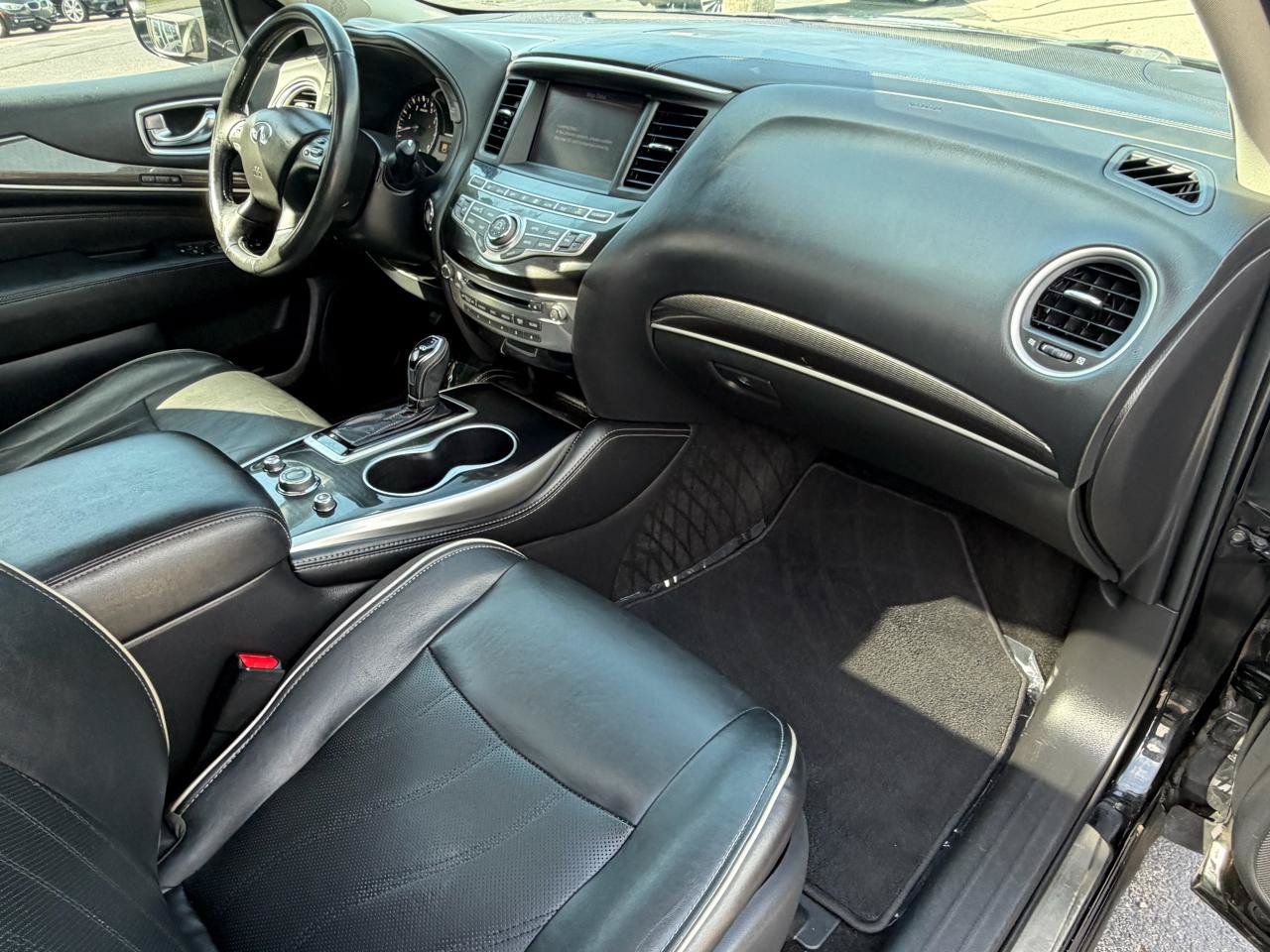 Used 2018 INFINITI QX60 Luxe w/ Premium Plus Package AWD/4WD image 33