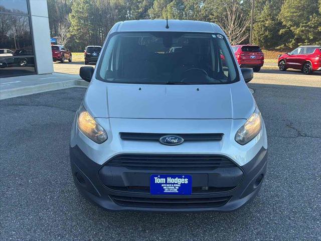 Used 2018 Ford Transit Connect XL image 2