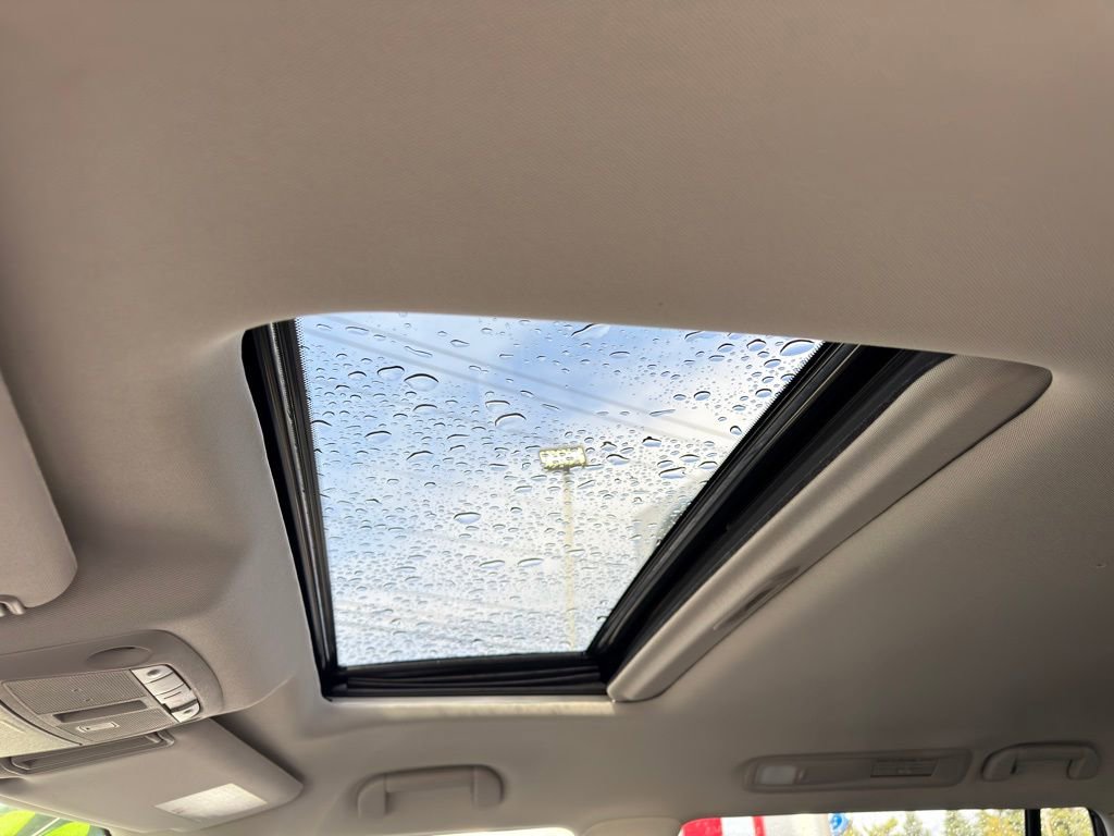 Certified 2024 Nissan Armada SL w/ Captain's Chairs Package image 14