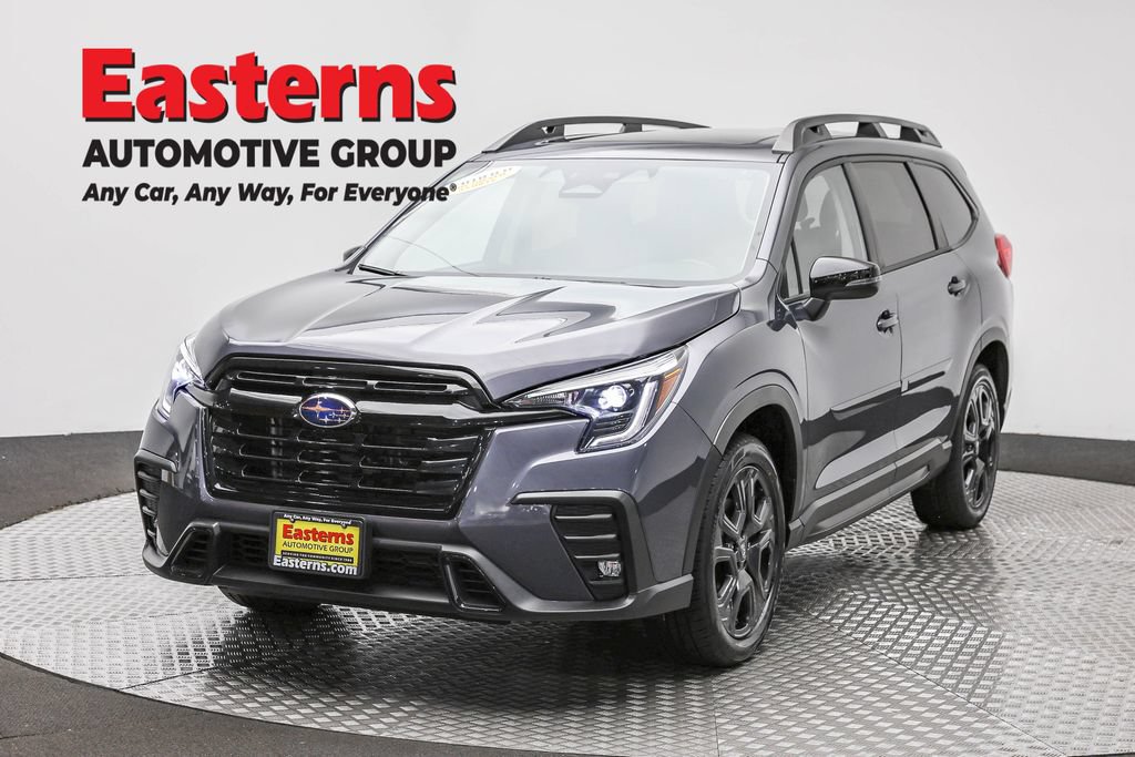 Used 2023 Subaru Ascent Onyx Edition AWD/4WD image 1