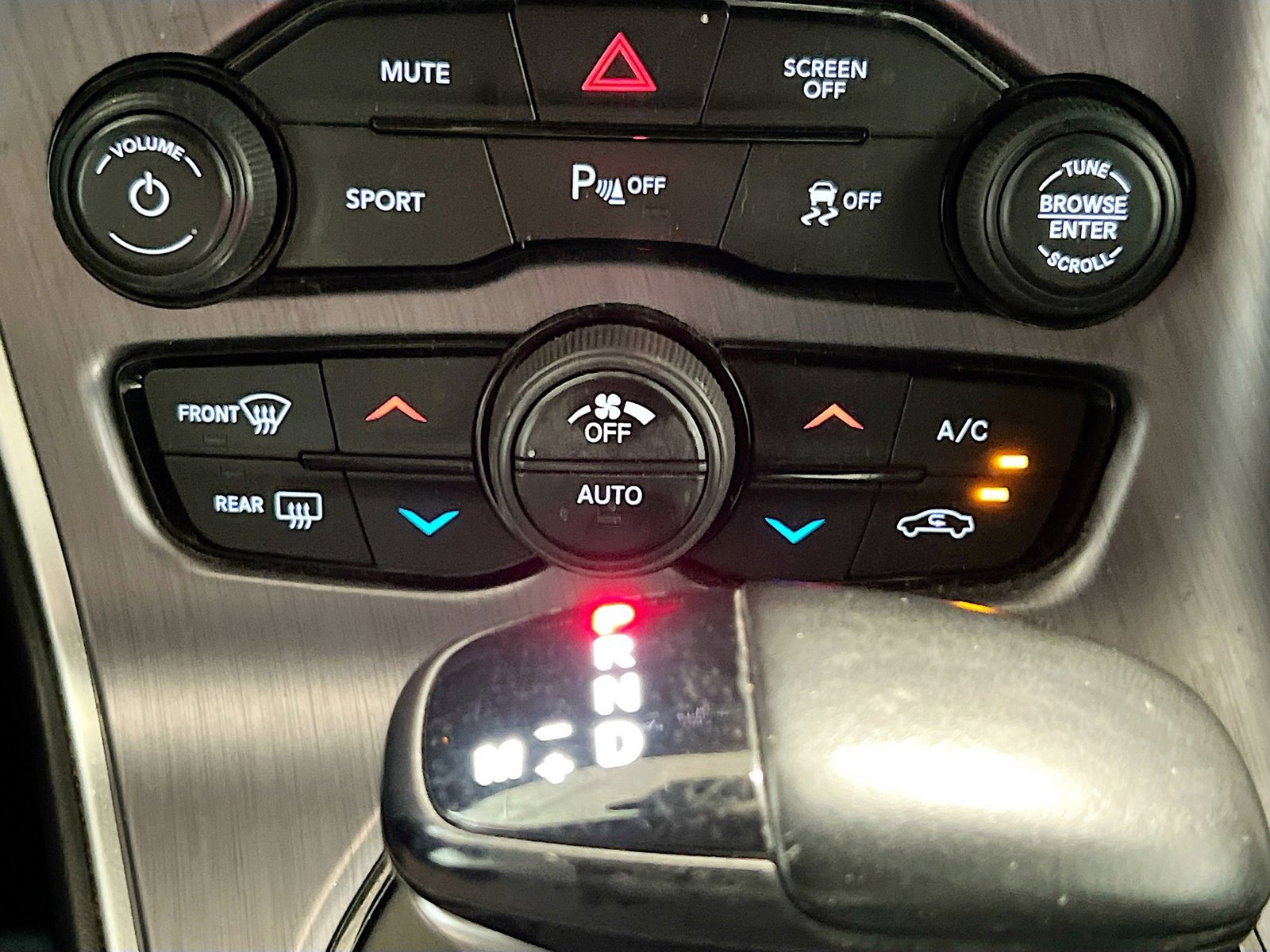 Used 2018 Dodge Challenger SXT Plus RWD image 11