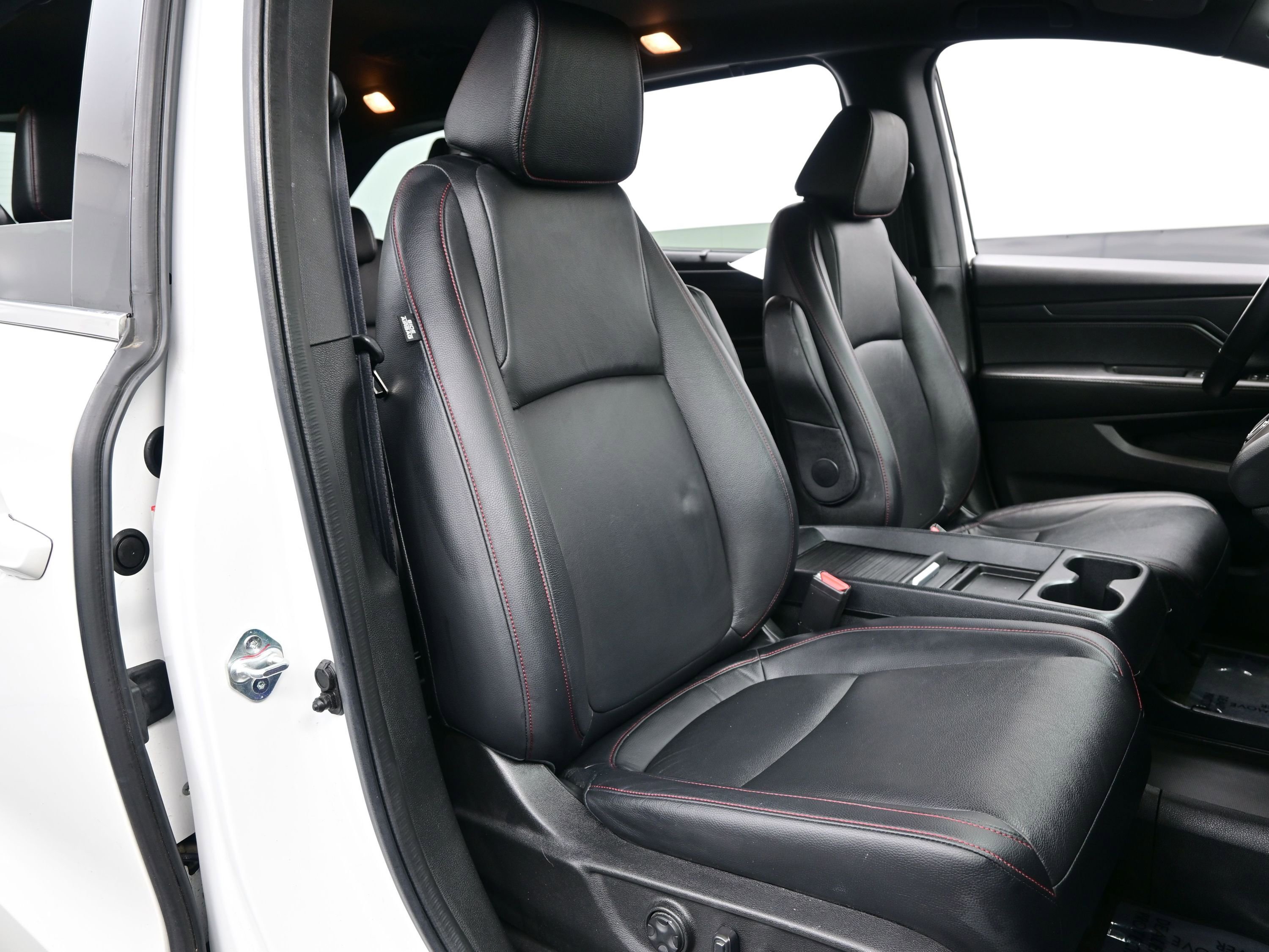 Used 2023 Honda Odyssey Sport image 14