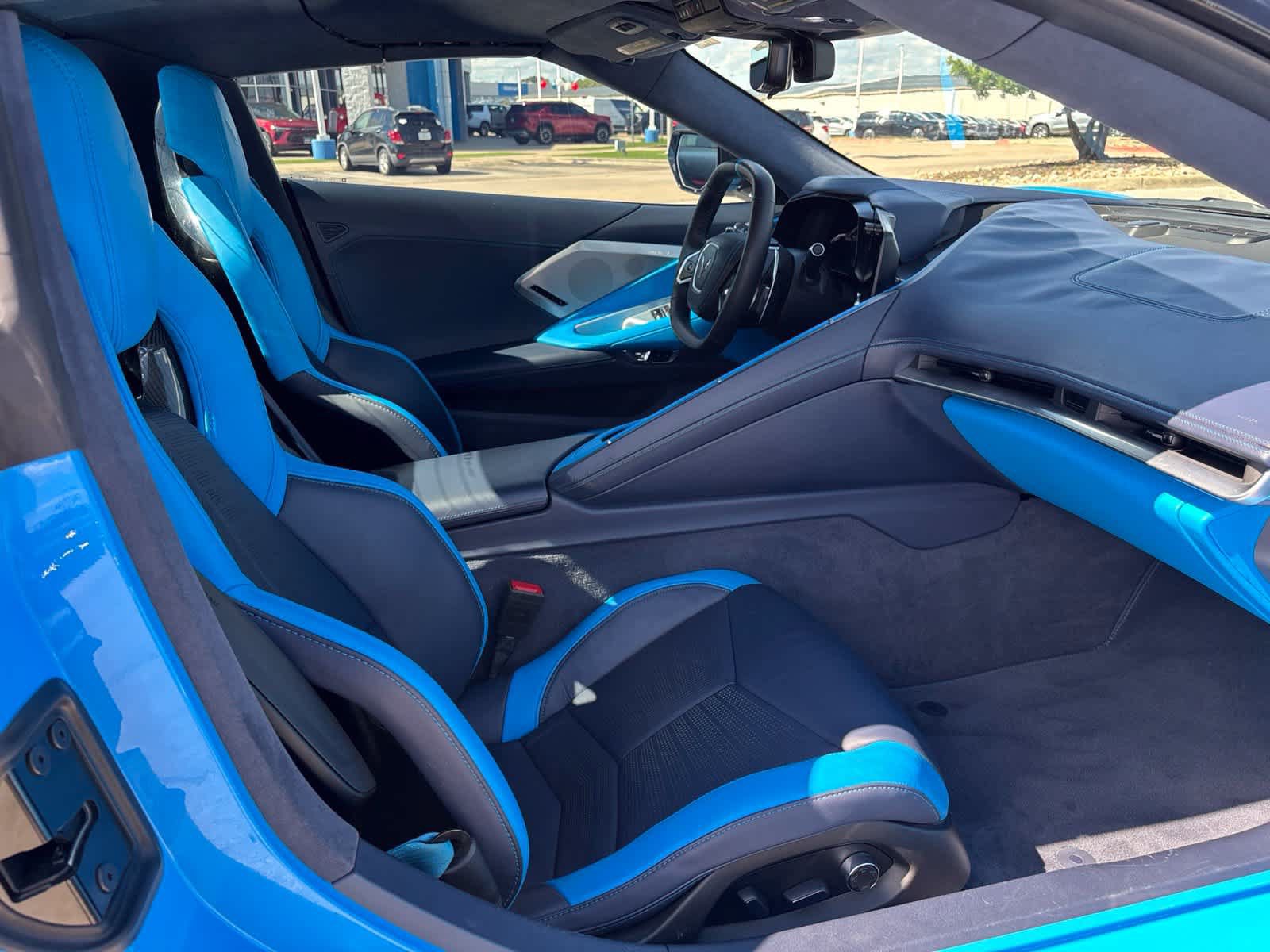 Used 2023 Chevrolet Corvette Stingray Premium Conv w/ Z51 Performance Package RWD image 13