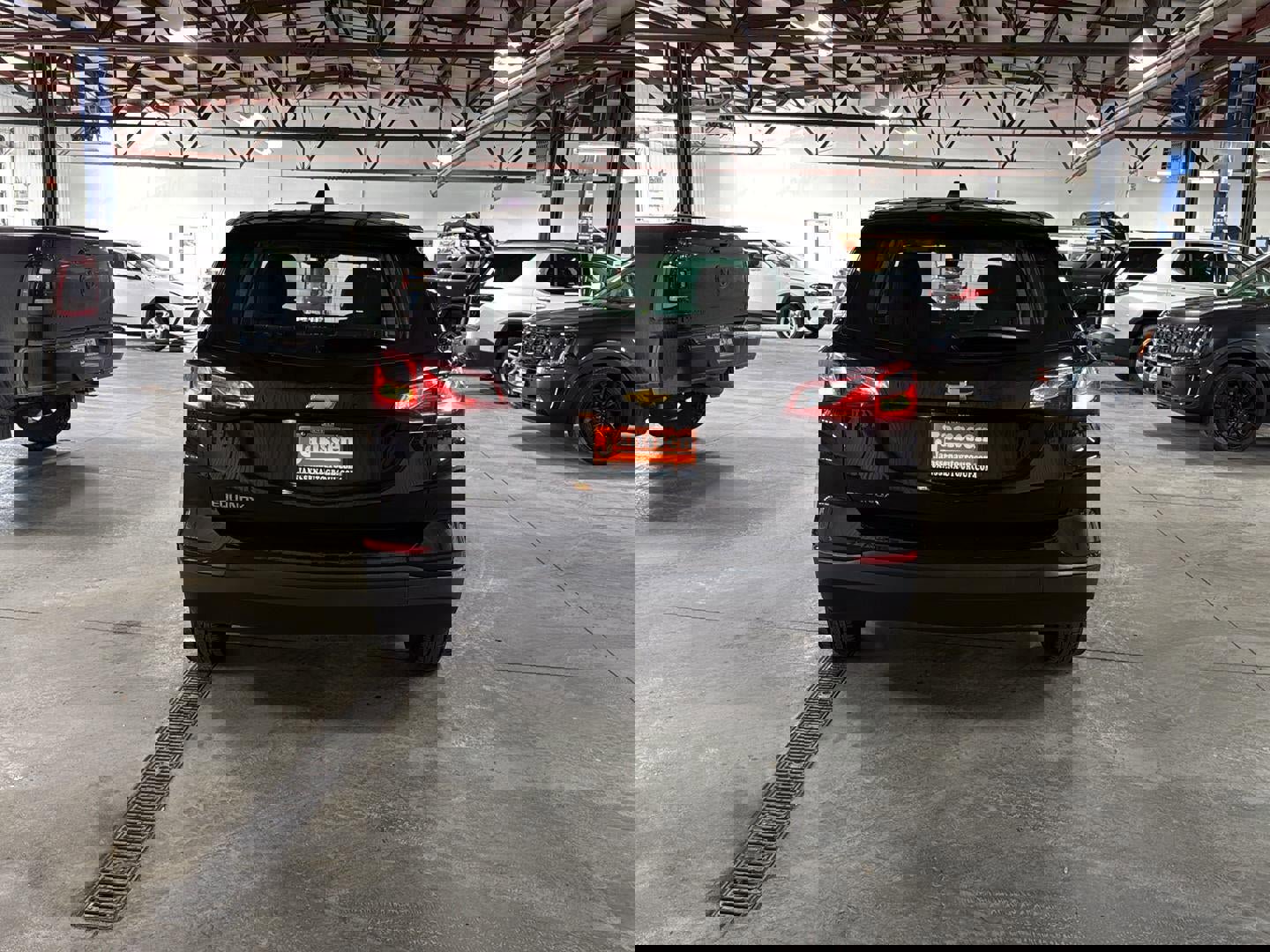 Used 2021 Chevrolet Equinox LS image 4