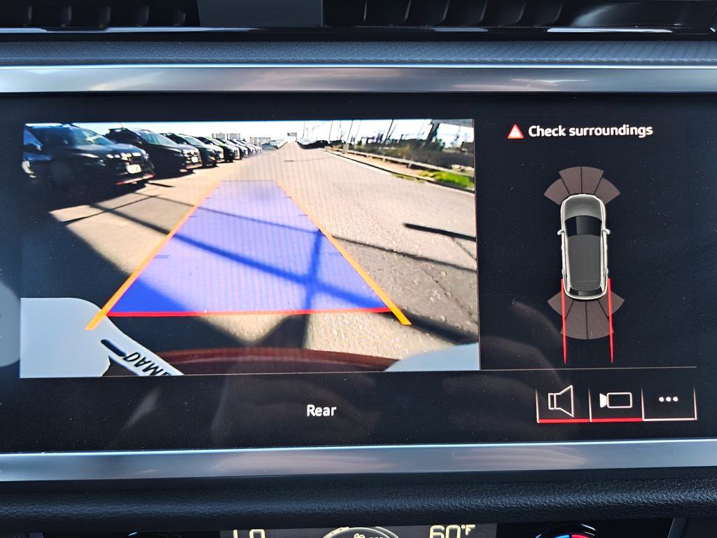 Used 2025 Audi Q3 2.0T Premium image 12