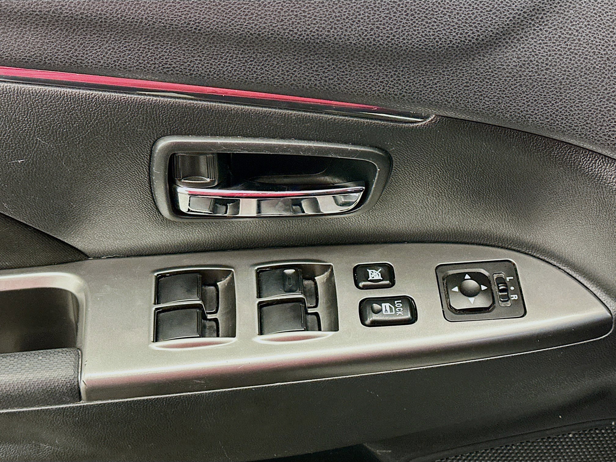 Used 2018 Mitsubishi Outlander Sport ES image 15