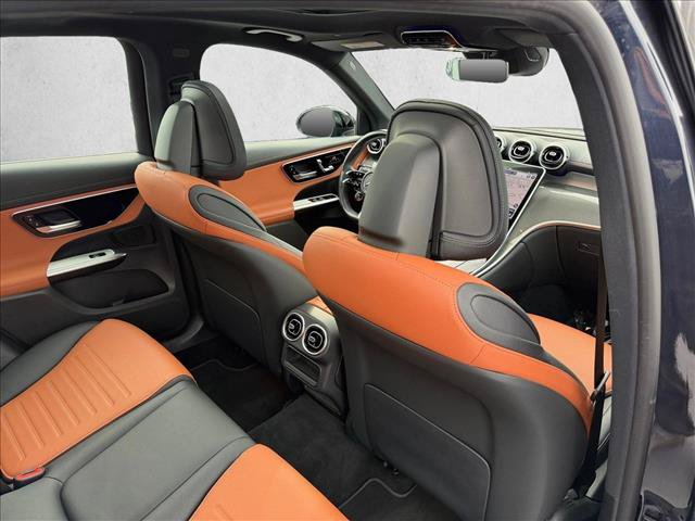Used 2024 Mercedes-Benz GLC 43 AMG 4MATIC image 23